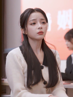 短剧《闪婚豪门娇妻马甲藏不住》(81集) 网盘在线观看